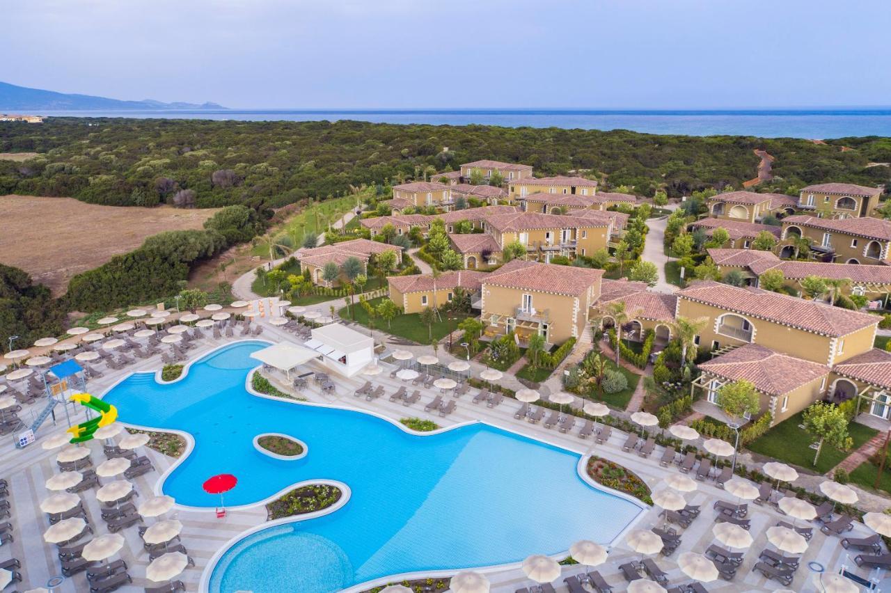 Is Serenas Badesi Resort Exterior photo