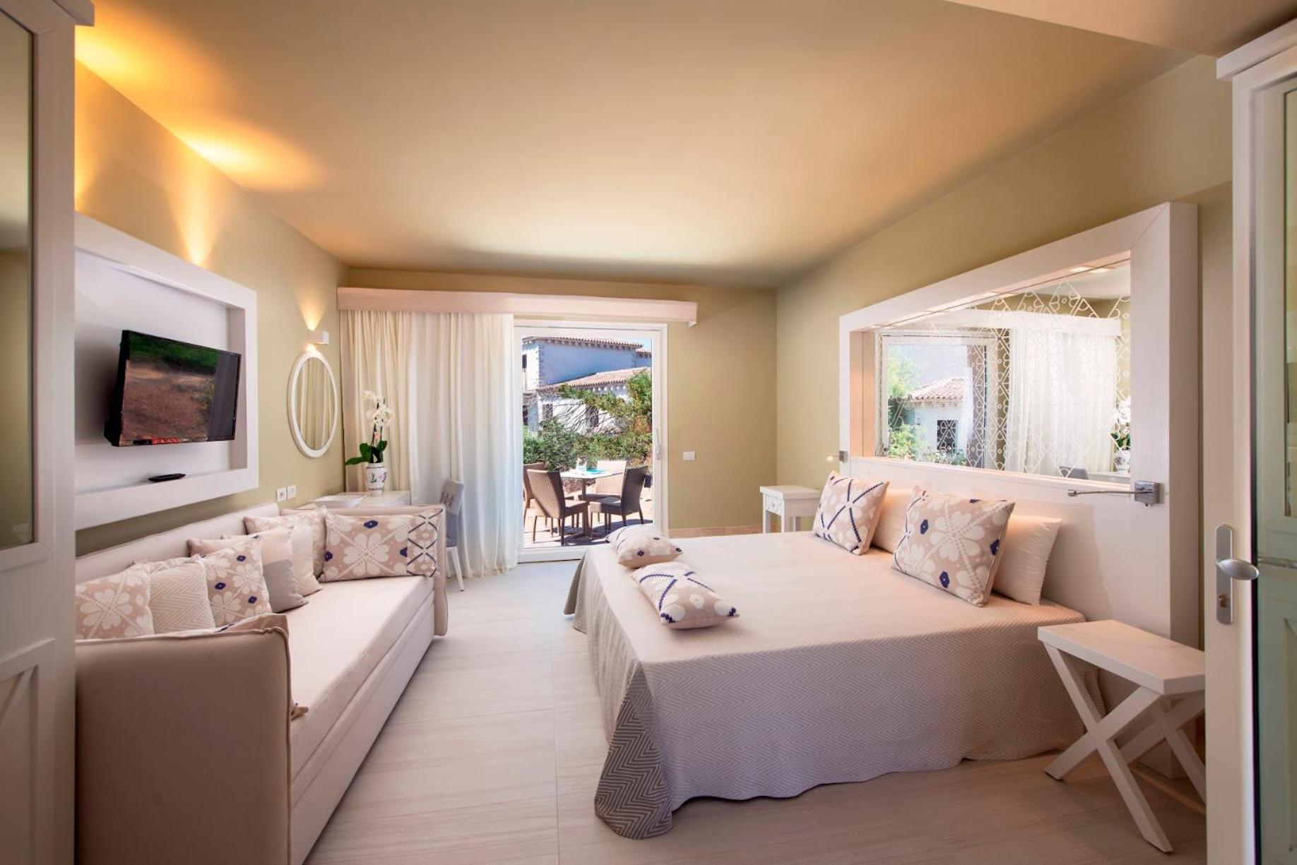 Is Serenas Badesi Resort Room photo